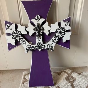 Decorative cross